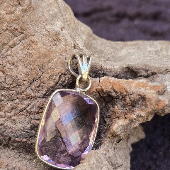 Faceted Amethyst and 925 Pendant - Picture 3 of 4